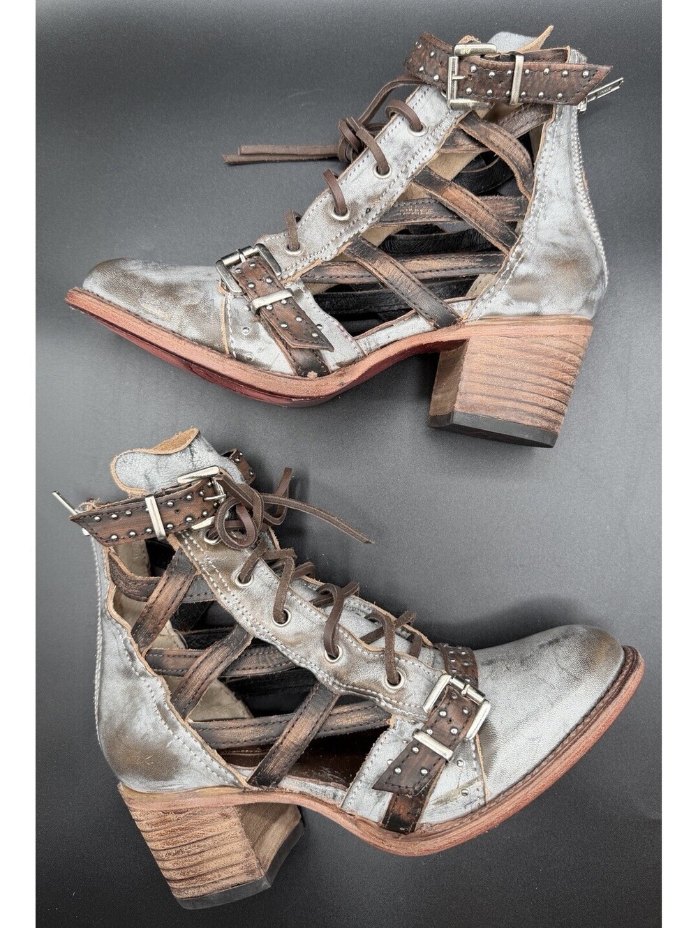 Freebird Steven Cheyenne Boots 9 Grey Leather Lace Up Distressed Studs Boho